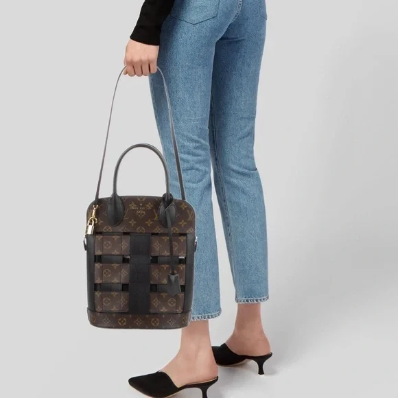 Louis Vuitton Monogram Tressage Tote MM - Picture 2 of 5